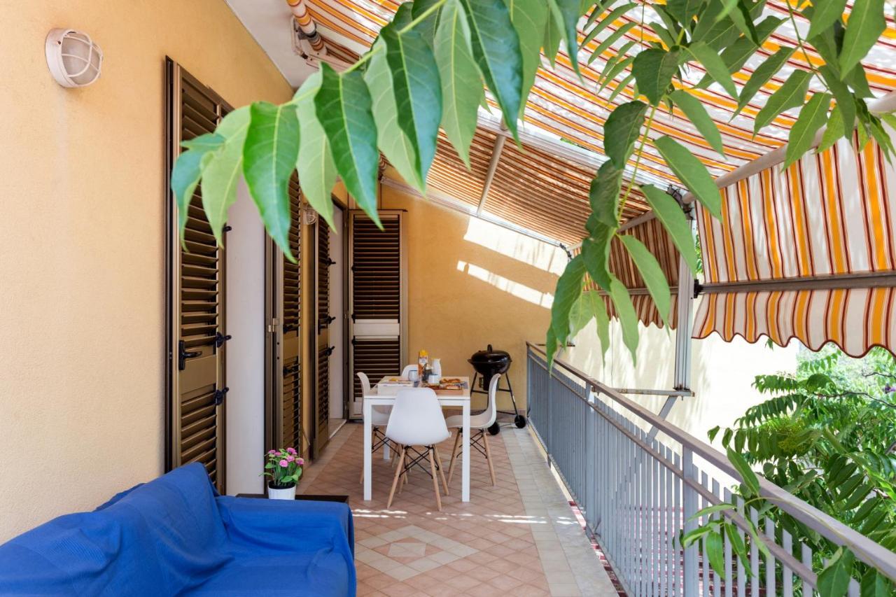 Casa Di Clara Apartment อาชิเรอาเล ภายนอก รูปภาพ