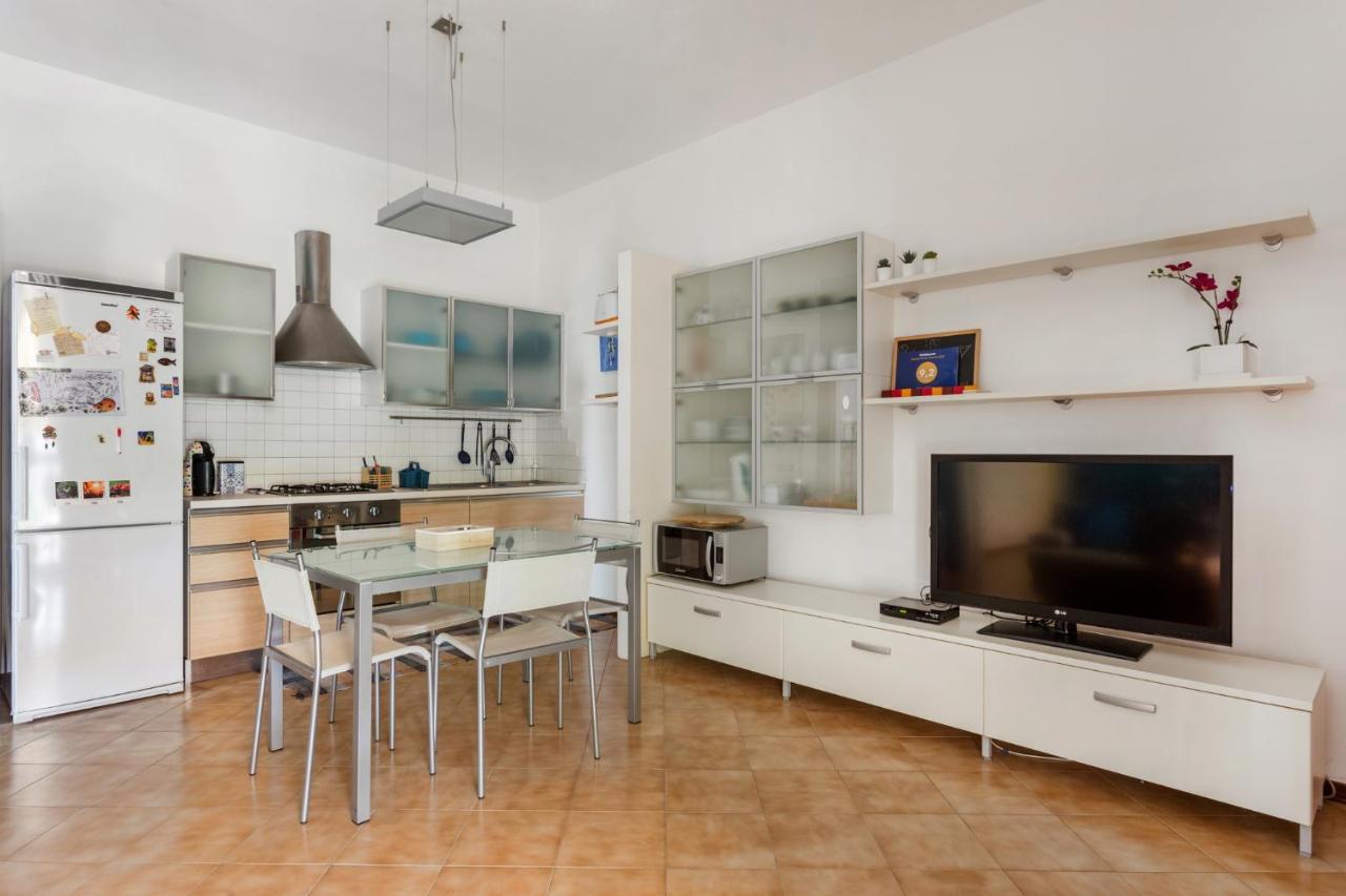 Casa Di Clara Apartment อาชิเรอาเล ภายนอก รูปภาพ